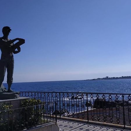 Casa Gioia Lejlighed Giardini Naxos Eksteriør billede